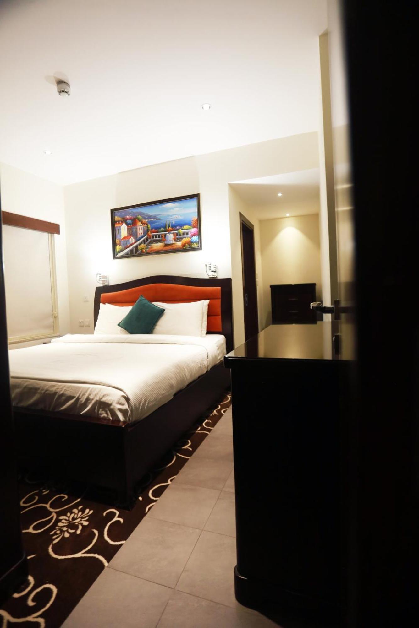 فندق Naylover Suites عمان المظهر الخارجي الصورة