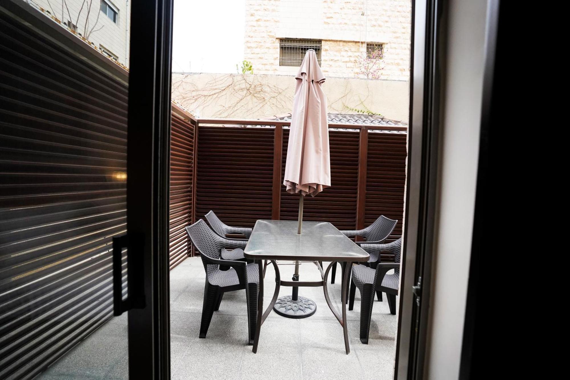 فندق Naylover Suites عمان المظهر الخارجي الصورة